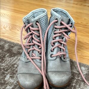 Sorel Gray Boots with Pink Laces